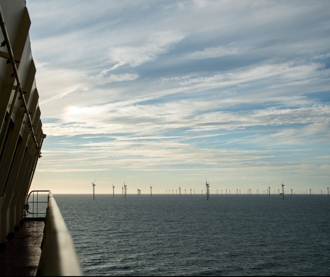 Marchen Maersk route from hamburg to antwerp, north sea.JPG